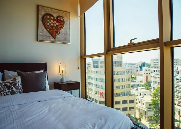 Luxury 2br Center 360 With Pool, Gym, Sauna Apartament